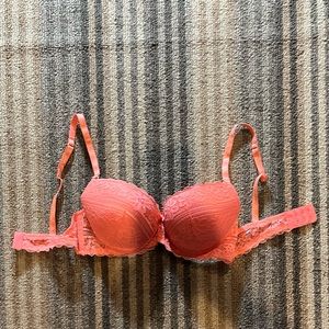 Coral bra size 34B